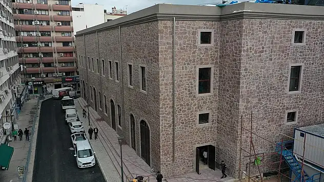 İktisat Kongresi’nde ‘Zengin ikramlı kahve arası’ tepki topladı