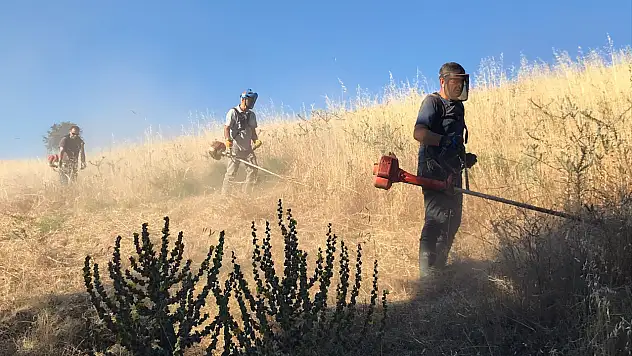 İlkkurşun Köyü Yangın Tehlikesine Karşı Seferber Oldu