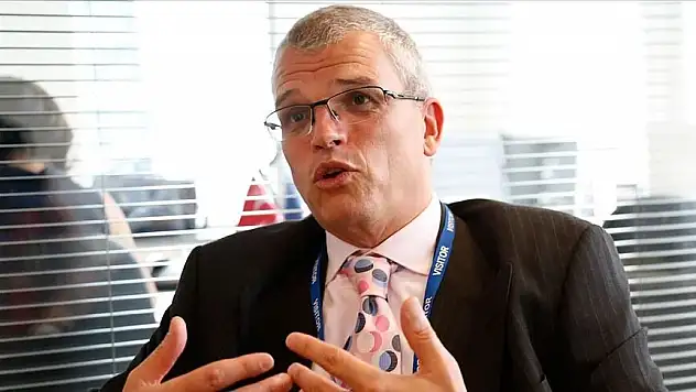 İngiliz Yatırımcı Timothy Ash’ten Kılıçdaroğlu’na çağrı…