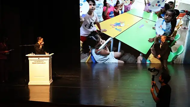 İŞÇİ KADINLARI GÜÇLENDİREN PROJE, EFES SELÇUK’A ÖDÜL GETİRDİ