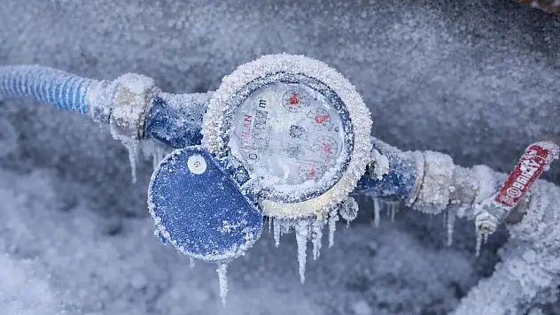 İZMİR'DE KARA KIŞ KAPIDA: İZSU'DAN DON UYARISI