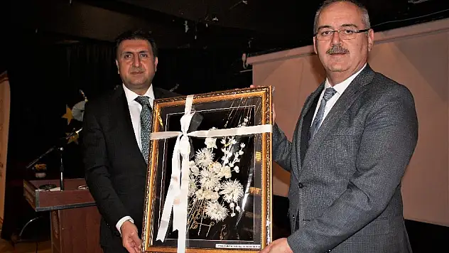 İzmir İl Milli Eğitim Müdürü Dr. Murat Mücahit Yentür, Ödemiş'te çeşitli ziyaretlerde bulundu