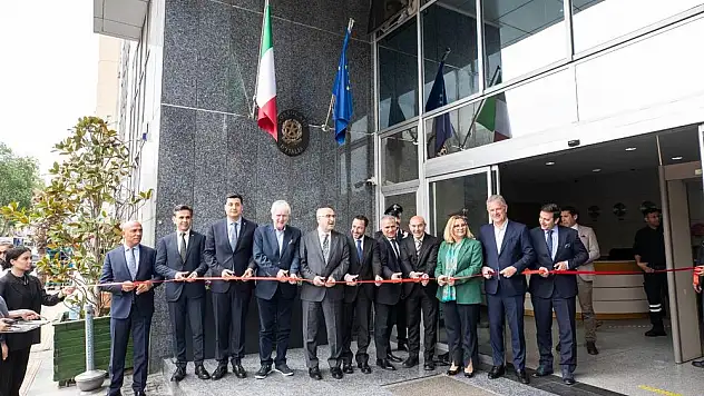 İzmir ile İtalya’nın siyasi ilişkileri güçleniyor