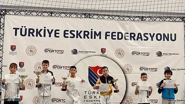 İzmir Yeşilay Spor Kulübü sporcularından ard arda başarı!