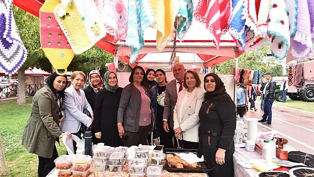 Kemalpaşa Kiraz Festivali sona erdi