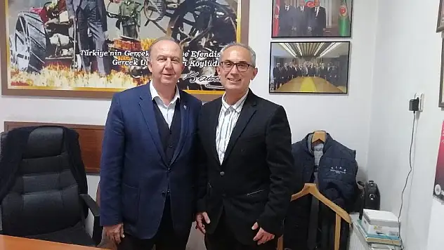 KENT KONSEYİ BAŞKANI TAŞLI, TİRE ZİRAAT ODASI BAŞKANI İBİŞOĞLU İLE BİR ARAYA GELDİ