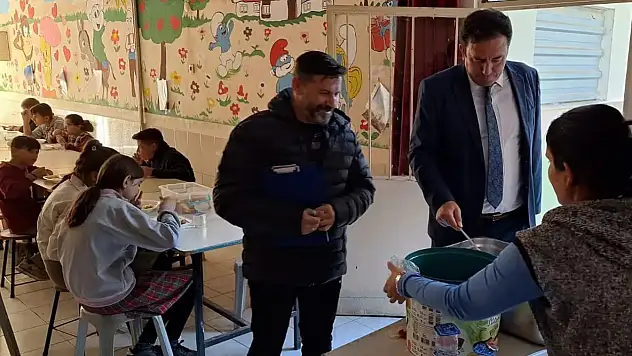 Kiraz İlçe Milli Eğitim Müdürü Mehmet AK'tan Okul Ziyaretleri