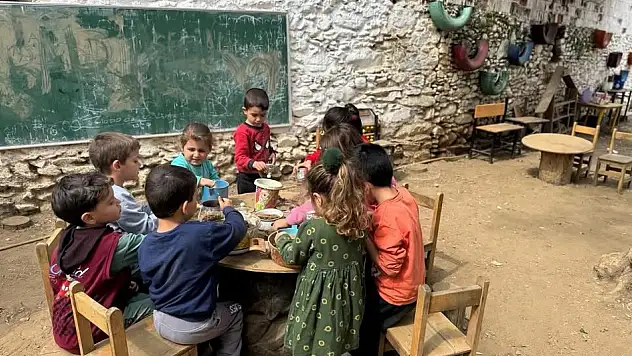 Kireli Ahmet Taner Kışlalı İlkokulu Anasınıfı Öğrencileri 'Doğadaki Sınıfım' Projesiyle Ekolojik Farkındalık Kazanıyor