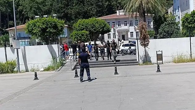 Kız Kardeşini Katleden Ağabey Tutuklandı: 'Banyo Yaparken Aklıma Öldürme Düşüncesi Geldi'