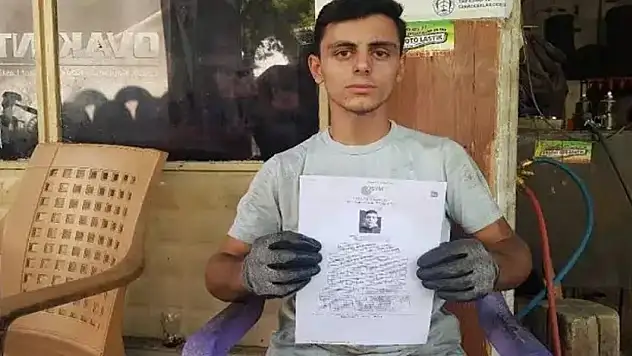 Lastik Tamirciliğinden ODTÜ'de Akademisyenlik: Tireli Orhancan Ayhan'ın Azim Dolu Yolculuğu