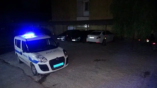 Malatya’da Tartışma Kanlı Bitti: Kadın Nişanlısını Bıçaklayarak Öldürdü