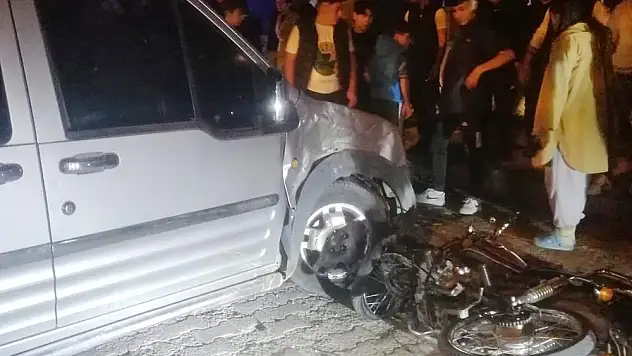 Manisa’da otomobil ile motosiklet çarpışması sonucu 1 kişi hayatını kaybetti