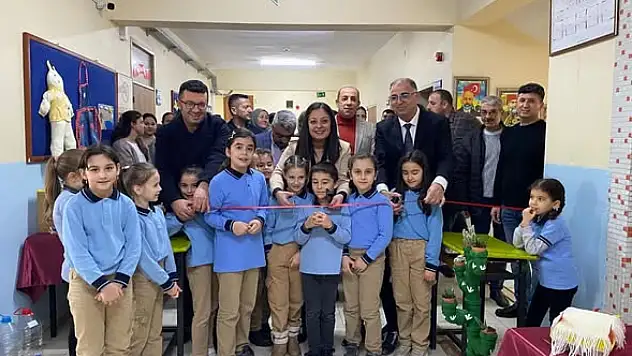 MERKEZ MENDERES İLKOKULU'NDAN ÇEVREYE DUYARLI PROJE