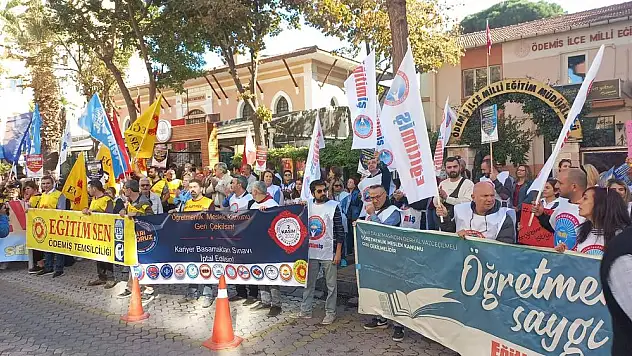 MESLEK İTİBARIMIZ, HAKLARIMIZ VE GELECEĞİMİZ İÇİN EĞİTİM EMEKÇİLERİ OLARAK BUGÜN İŞ BIRAKIYORUZ!