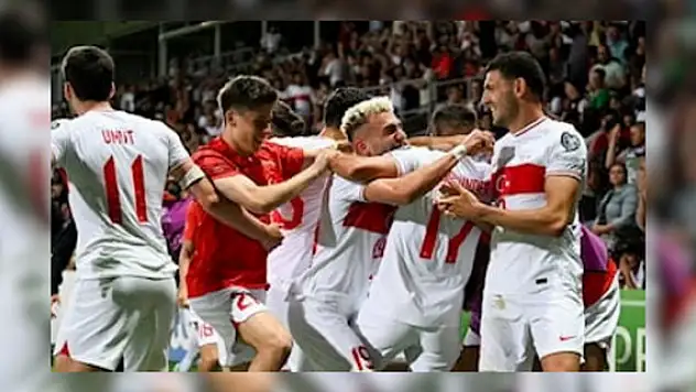 Milli takım grupta lider