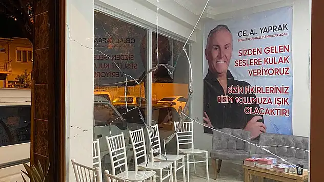 Muhtar Adayı CELAL YAPRAK'A TAŞLI SALDIRI