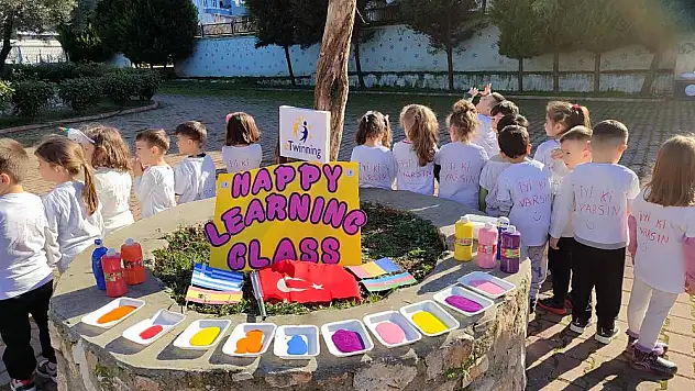 MUTLU ÖĞRENME SINIFI (Happy Learning Class)