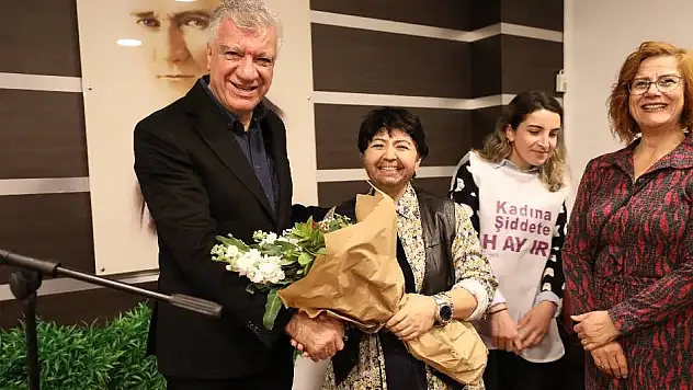 NARLIDERE'DE, KADINA ŞİDDETE KARŞI GÜÇ BİRLİĞİ