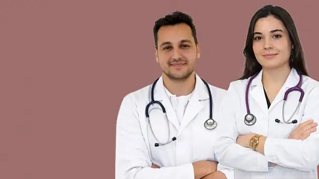 ÖDEMİŞ DEVLET HASTANESİ'NE İKİ YENİ DAHİLİYE UZMANI ATANDI