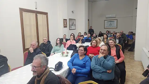 Ödemiş Fotoğraf Sanatı Derneği'nden M. Turan Döner ile Etkileyici Fotoğraf Sunumu