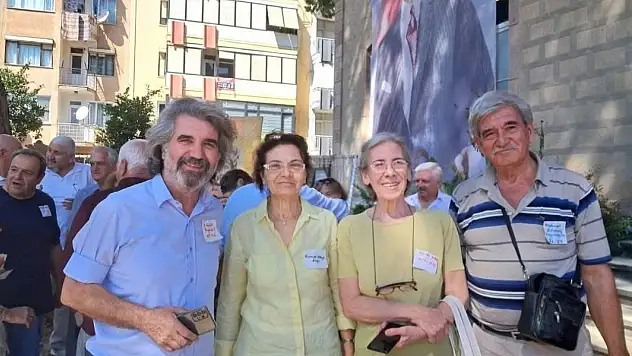 Ödemiş Lisesi Mezunları Yarım Asır Sonra Bir Araya Geldi