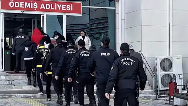 ÖDEMİŞ'TE FUHUŞ OPERASYONU: 8 KİŞİ YAKALANDI