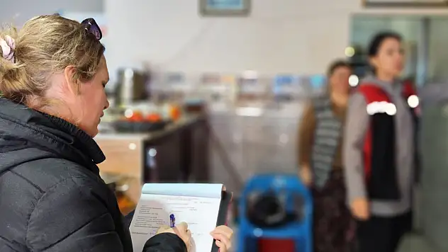 ÖDEMİŞ'TE GIDA DENETİMLERİ SÜRÜYOR