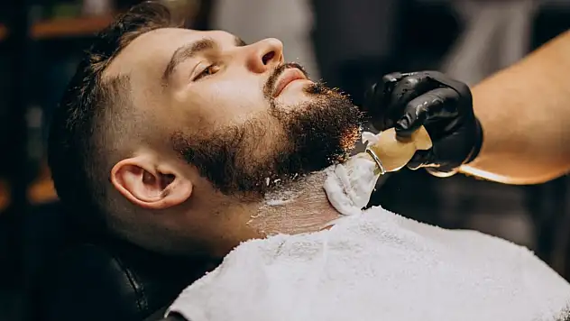 ÖDEMİŞ'TE SAÇ SAKAL YIKAMA 800 TL'YE DAYANDI