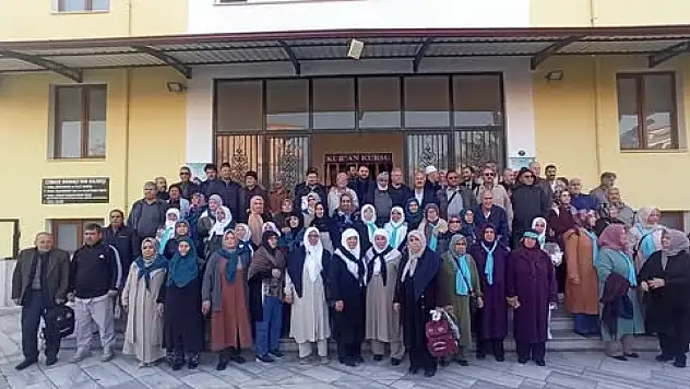 ÖDEMİŞ'TE UMREYE GİDECEKLERE DUALI UĞURLAMA