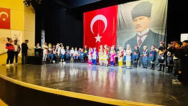 Ödemiş'te Zeybek Şenliği Coşkusu Yaşandı
