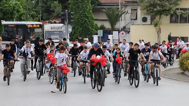 Ödemiş’te bisiklet turu düzenlendi