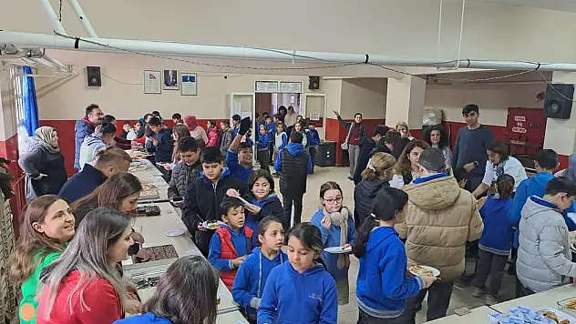 Öğretmenler Hazırladı, Öğrenciler ve Veliler Satın Aldı