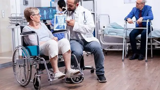 Omurilik felci nedir?