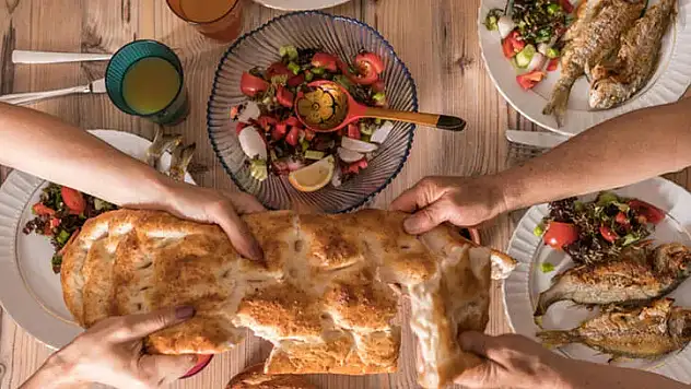 Ramazan ayını sağlıklı şekilde geçirmek için dikkat edilmesi gerekenler nelerdir?