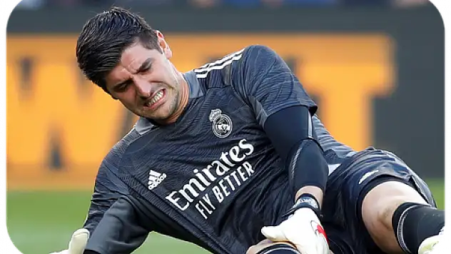 Real Madrid’e, Courtois’dan kötü haber