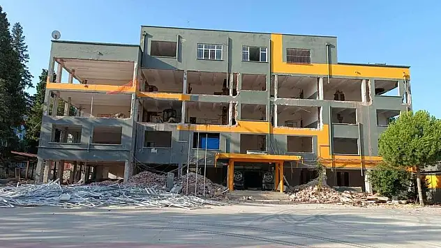 ŞAİK Lisesi, Güçlendirme Çalışmalarıyla Daha Güvenli Bir Eğitim Ortamına Kavuşuyor