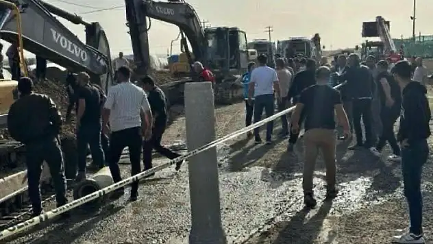 Şanlıurfa'da Göçük: 4 İşçi Toprak Altında Kaldı