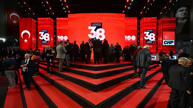 Son Dakika: CHP Kurultay Davasında Erteleme Kararı! Yeni Tarih Belli Oldu