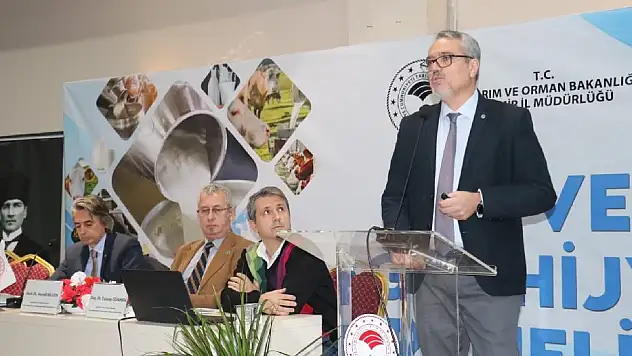 Süt Üreticilerinden Süt ve Sağım Hijyeni Paneline Büyük İlgi