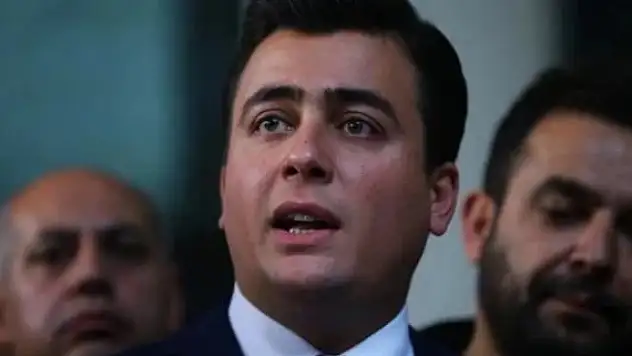 TBMM lise sıralarına döndü! Osman Gökçek’ten tepki çeken hareket