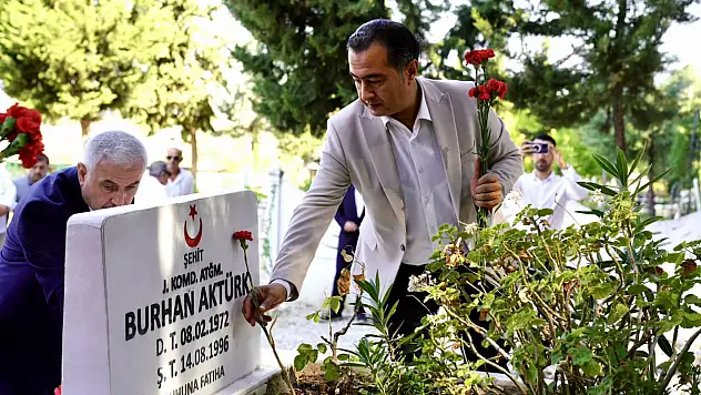 Tire Belediyesi'nden 15 Temmuz Şehitlerine Anlamlı Ziyaret