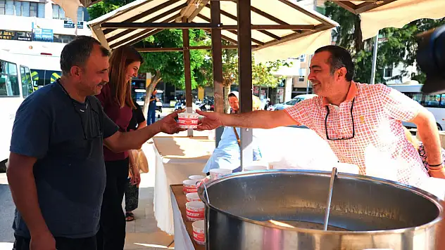 Tire Belediyesi'nden Aşure İkramı