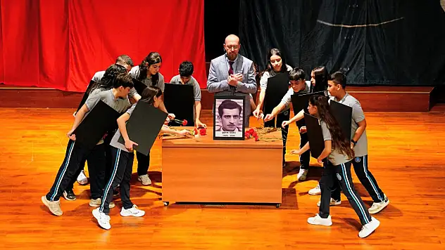 Tire'de 24 Kasım Öğretmenler Günü Kutlandı