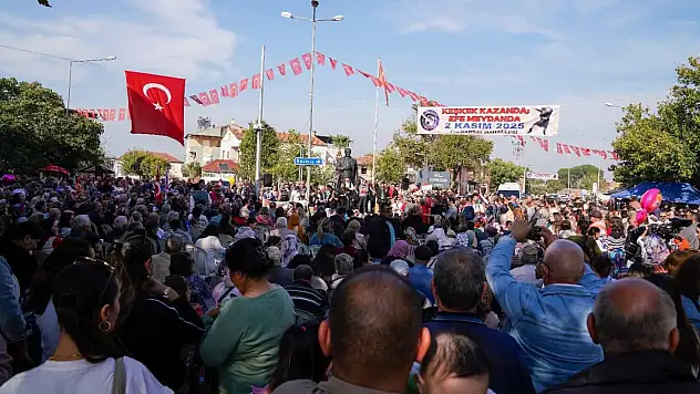 Tire'de 'Keşkek Kazanda, Efe Meydanda' Şenliği Coşkusu