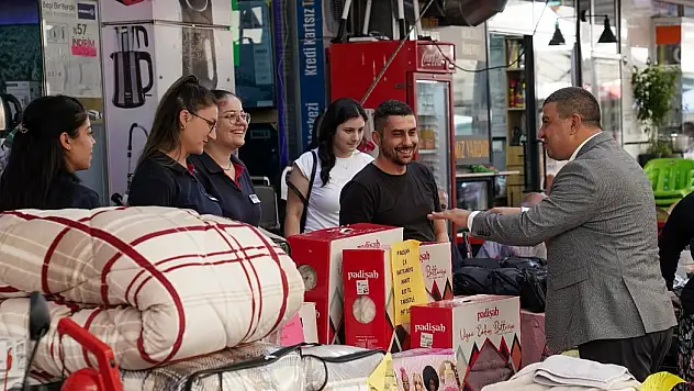 Tire'de Salı Pazarı'nda Esnaf ve Vatandaşlarla Buluşma