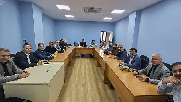 Tire'de Taşımalı Eğitim Toplantısı Düzenlendi