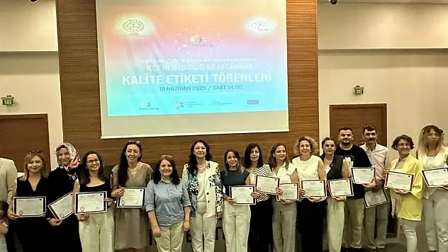 Tire'den 28 Öğretmene Kalite Etiketi Ödülü
