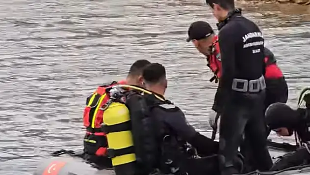 Tire Eskioba'da Acı Son: Kayıp Vatandaşın Cansız Bedenine Gölette Ulaşıldı