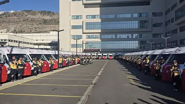 TİRE'YE 2 YENİ AMBULNS HİZMETE GİRDİ