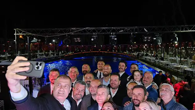 Tire'de yenilenen Atatürk Parkı açıldı